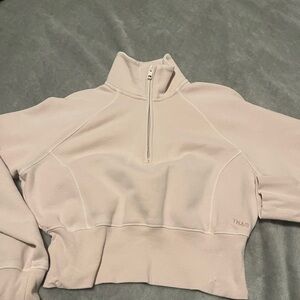 Aritzia tna cozy fleece perfect banded 1/4 zip sweater